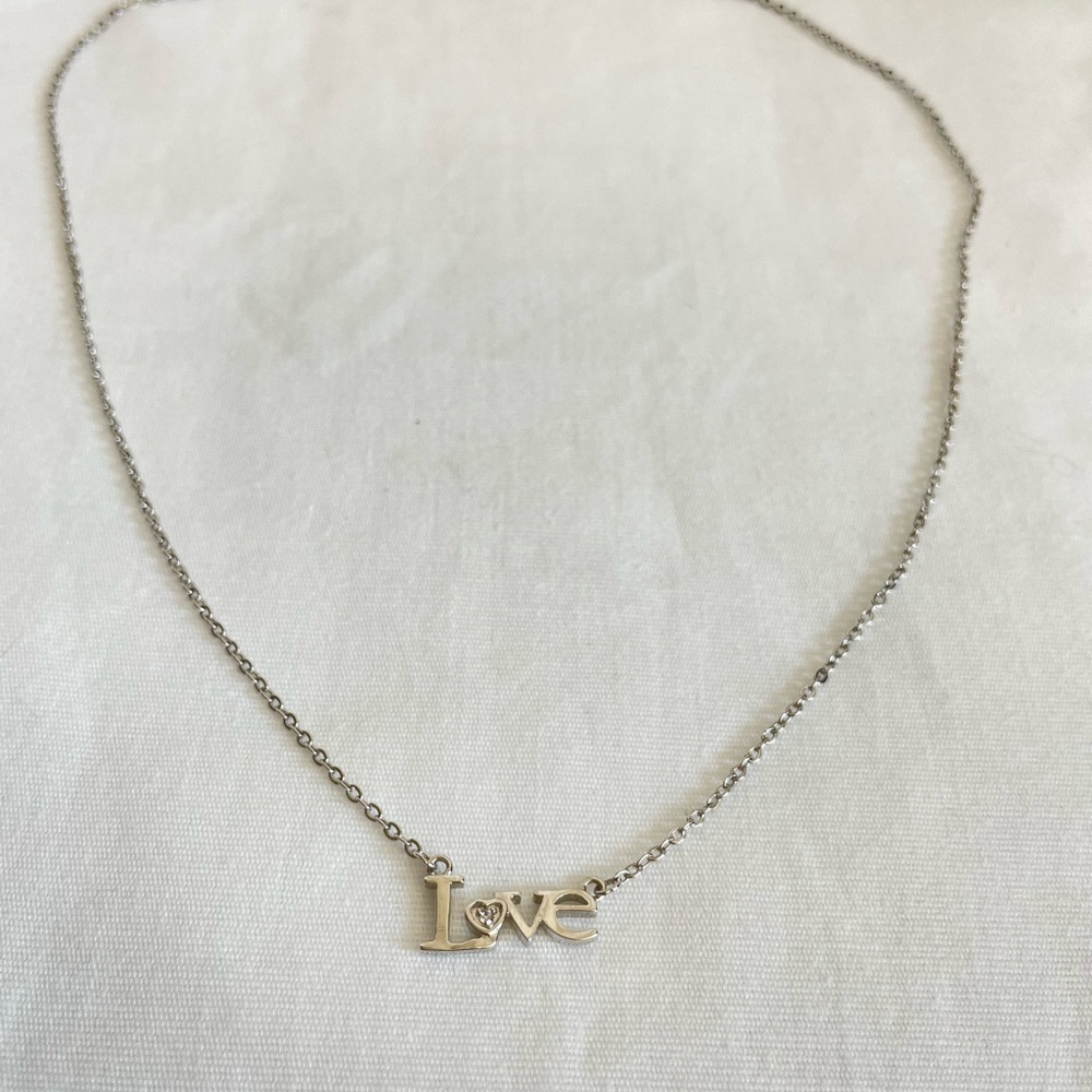 Silver Love necklace